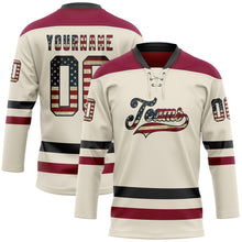 Загрузить изображение в средство просмотра галереи, Custom Cream Vintage USA Flag Black-Maroon Hockey Lace Neck Jersey
