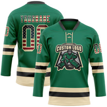 Загрузить изображение в средство просмотра галереи, Custom Kelly Green Vintage USA Flag Cream-Black Hockey Lace Neck Jersey
