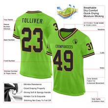 Laden Sie das Bild in den Galerie-Viewer, Custom Neon Green Black-Old Gold Mesh Authentic Throwback Football Jersey
