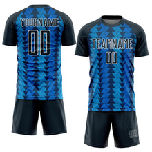 Laden Sie das Bild in den Galerie-Viewer, Custom US Navy Blue Navy-White Triangle Shapes Sublimation Soccer Uniform Jersey
