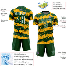 Charger l&#39;image dans la galerie, Custom Green Gold-White Splash Sublimation Soccer Uniform Jersey
