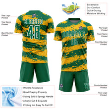 Charger l&#39;image dans la galerie, Custom Kelly Green Gold-White Splash Sublimation Soccer Uniform Jersey
