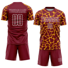 Charger l&#39;image dans la galerie, Custom Crimson Gold-White Abstract Network Splash Sublimation Soccer Uniform Jersey
