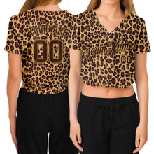 Загрузить изображение в средство просмотра галереи, Custom Women&#39;s Brown Brown-Old Gold Leopard 3D V-Neck Cropped Baseball Jersey
