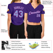 Загрузить изображение в средство просмотра галереи, Custom Women&#39;s Purple Light Blue-Pink V-Neck Cropped Baseball Jersey
