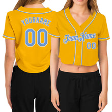 Laden Sie das Bild in den Galerie-Viewer, Custom Women&#39;s Gold Light Blue-White V-Neck Cropped Baseball Jersey
