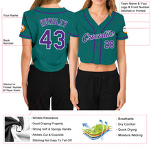 Laden Sie das Bild in den Galerie-Viewer, Custom Women&#39;s Aqua Purple-White V-Neck Cropped Baseball Jersey
