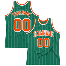 Laden Sie das Bild in den Galerie-Viewer, Custom Kelly Green White Pinstripe Orange Authentic Basketball Jersey
