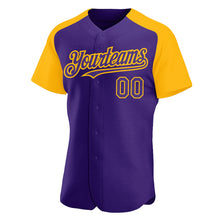 Загрузить изображение в средство просмотра галереи, Custom Purple Gold Authentic Raglan Sleeves Baseball Jersey
